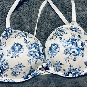 Victoria’s Secret Body by Victoria push up size 38C Floral Blue and White Bra